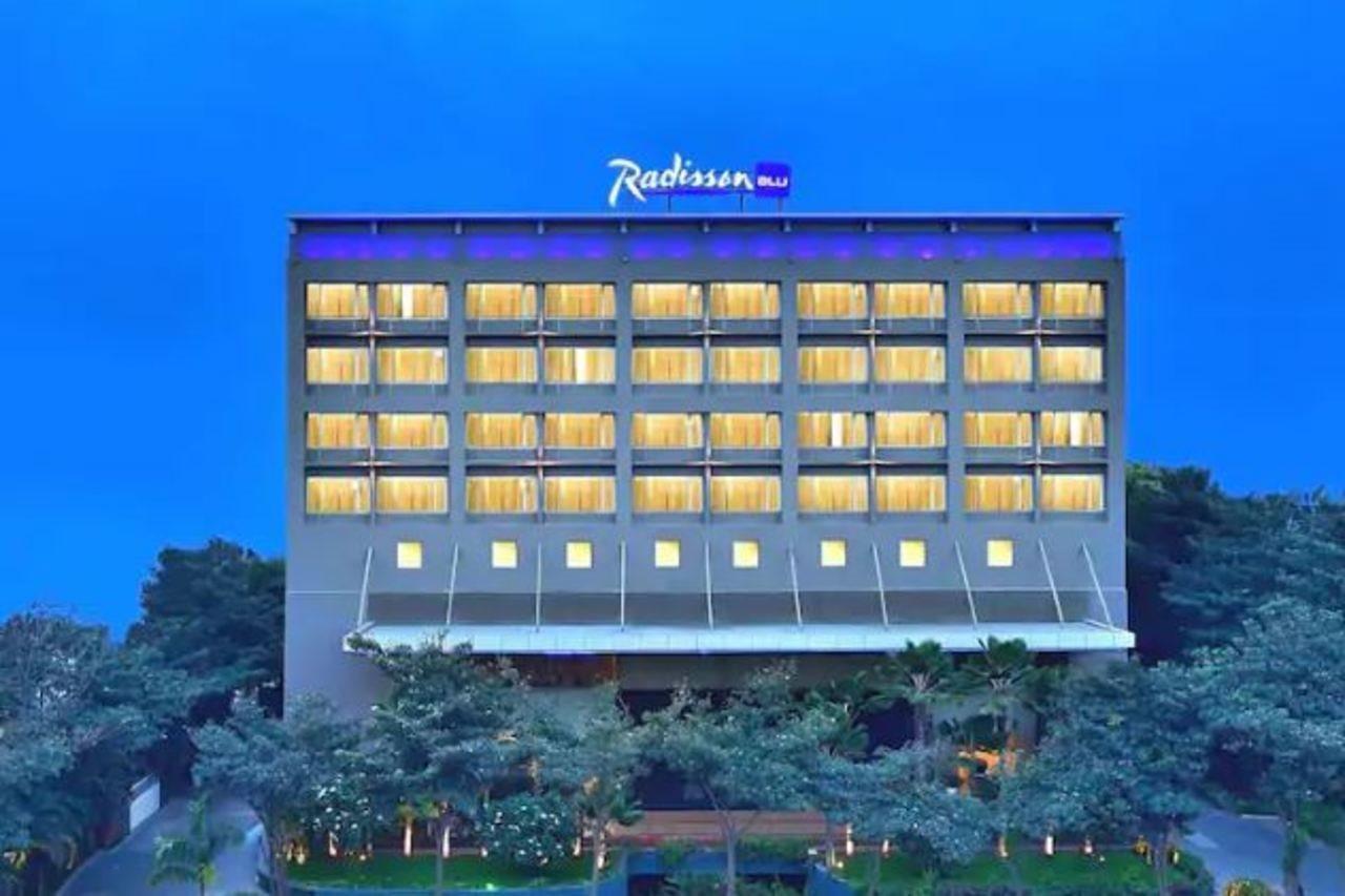 Hotel Radisson Blu Bengaluru Outer Ring Road Extérieur photo