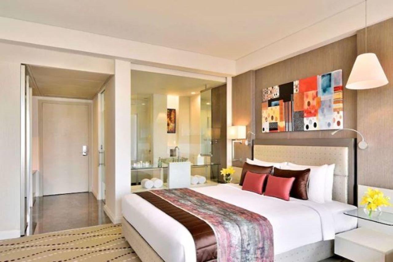 Hotel Radisson Blu Bengaluru Outer Ring Road Extérieur photo