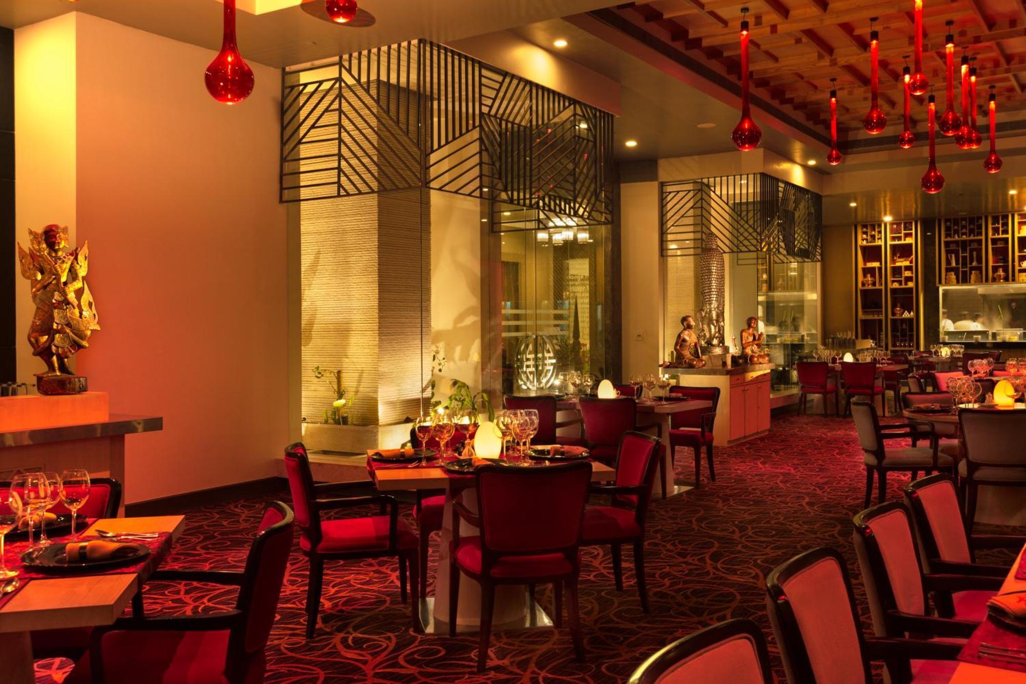 Hotel Radisson Blu Bengaluru Outer Ring Road Extérieur photo