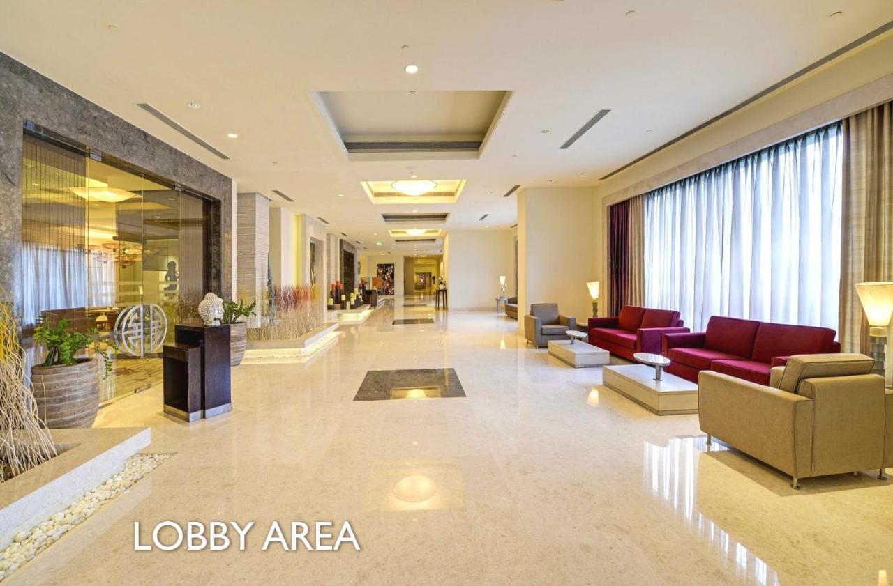 Hotel Radisson Blu Bengaluru Outer Ring Road Extérieur photo